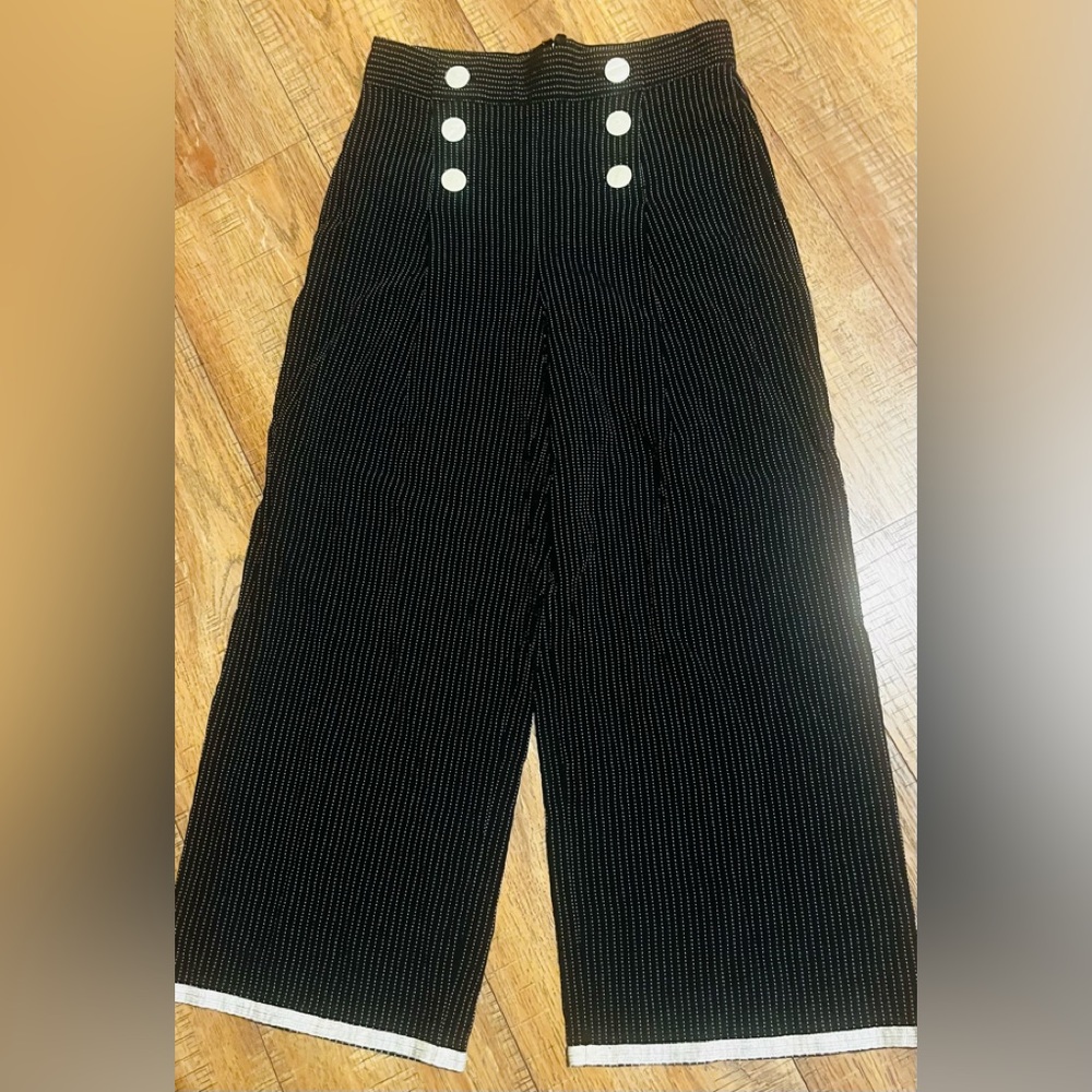 Emporio Armani women’s capris
